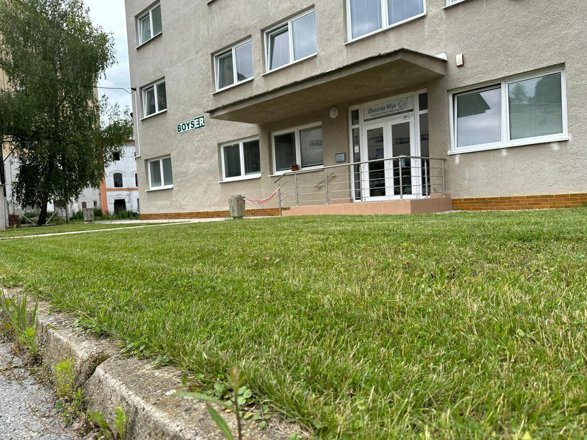 Ubytovna Mlyn Velky Saris Exterior photo